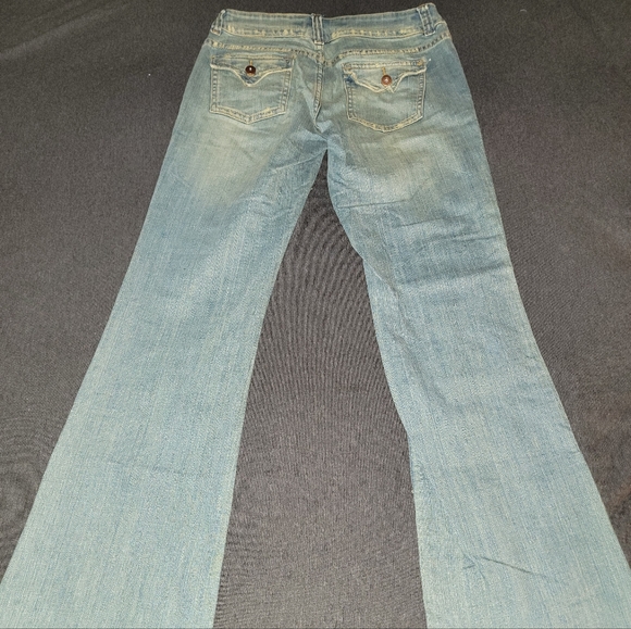 dELiA*s Back Flap Pocket Boot Cut Jean - Size 9/10 - Vintage Light Wash - Picture 5 of 7